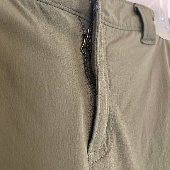 Gander Mtn. Green Outdoor Crop Pants - Picture 6 of 13
